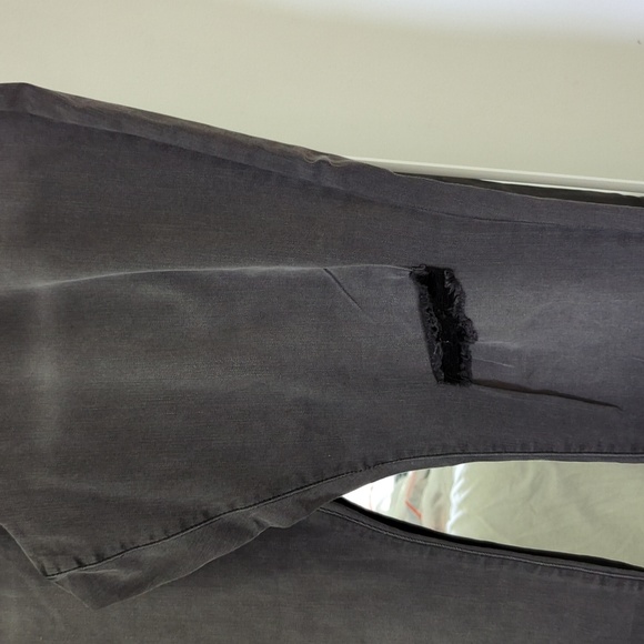 Dark Ripped Jeans - Picture 3 of 6